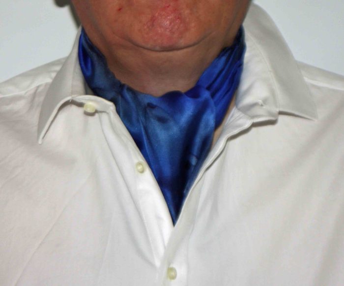 Black and Dark Blue Silk Cravat - Image 4